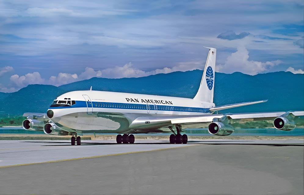 Pan Am Boeing 707