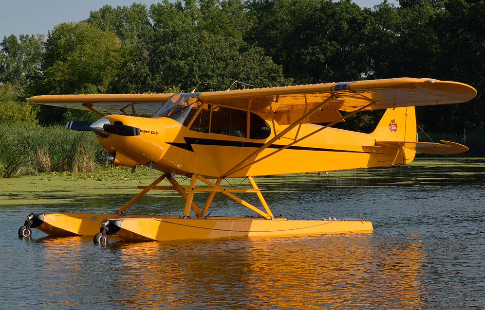  Piper Cub Floatplane