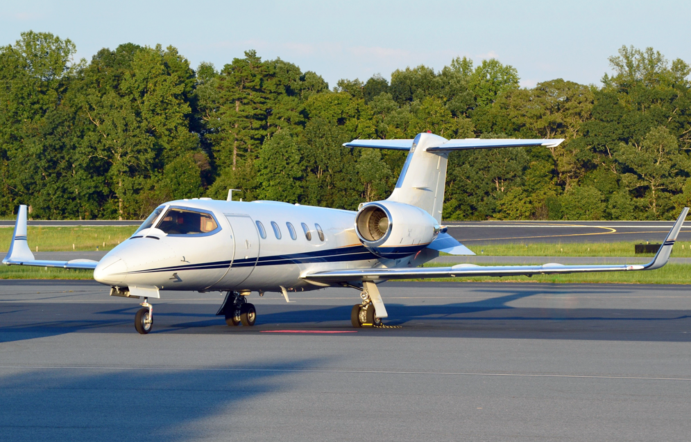 Bombardier Learjet 31